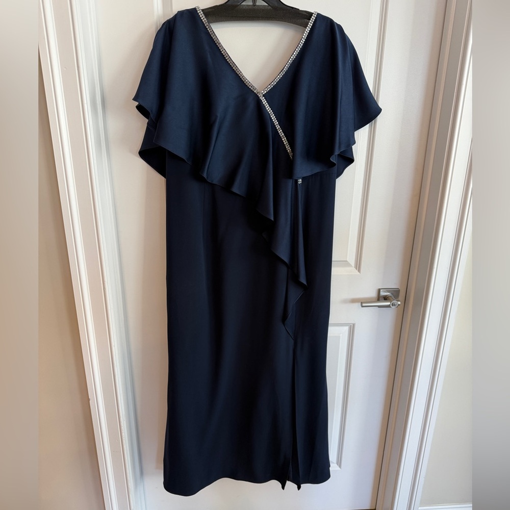 Elegant Formal Navy Maxi Dress